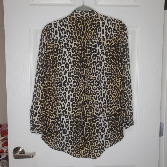 Equipment Black Cheetah Leopard Print Silk Button Down Blouse Shirt - Picture 4 of 8